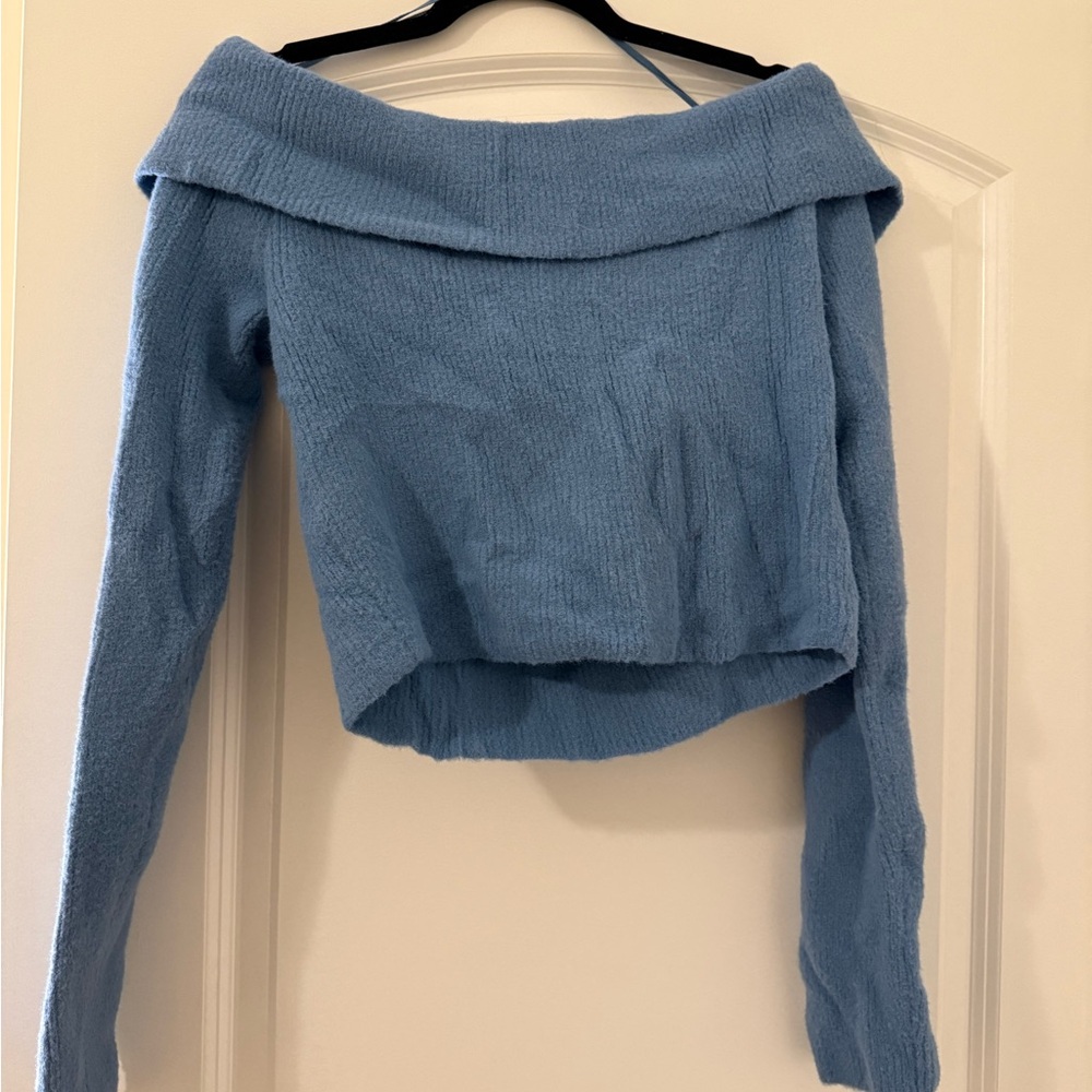 American Eagle Outfitters Size XL Light Blue Off-Shoulder Sweater
